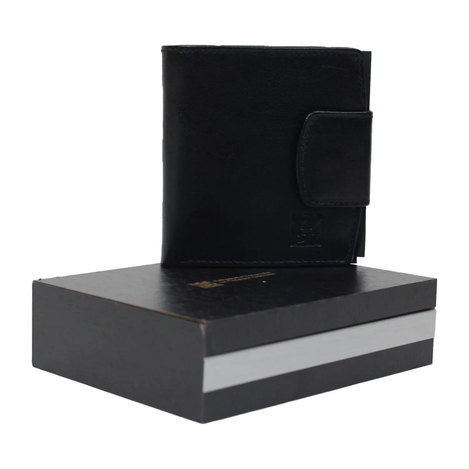 Women's wallet - Cracow University of Technology Store Women's wallet with the Cracow University of Technology logo - standing on a box, front view