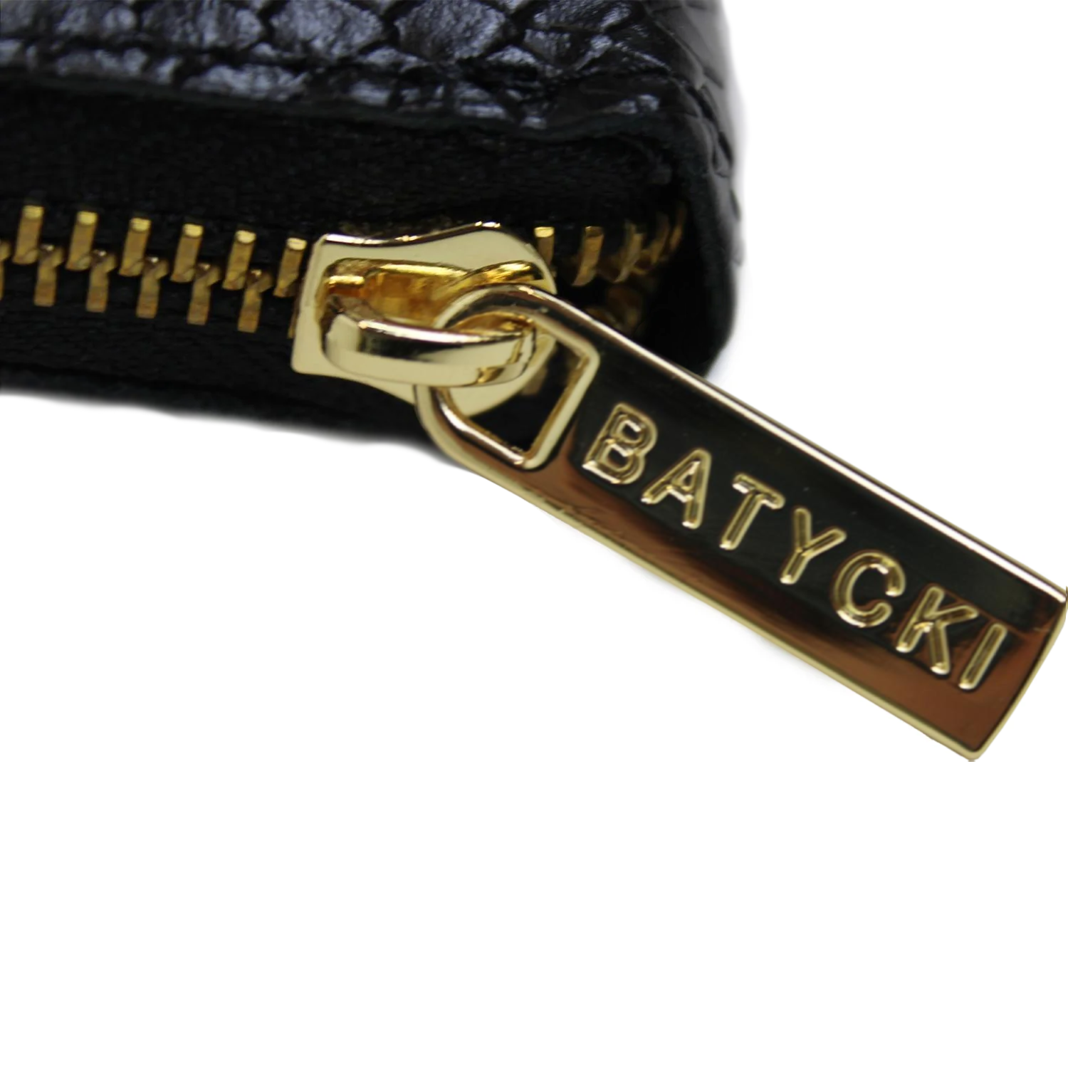 BATYCKI laptop bag - Cracow University of Technology Store BATYCKI laptop bag black with Cracow University of Technology logo inside - close-up to zipper with BATYCKI logo